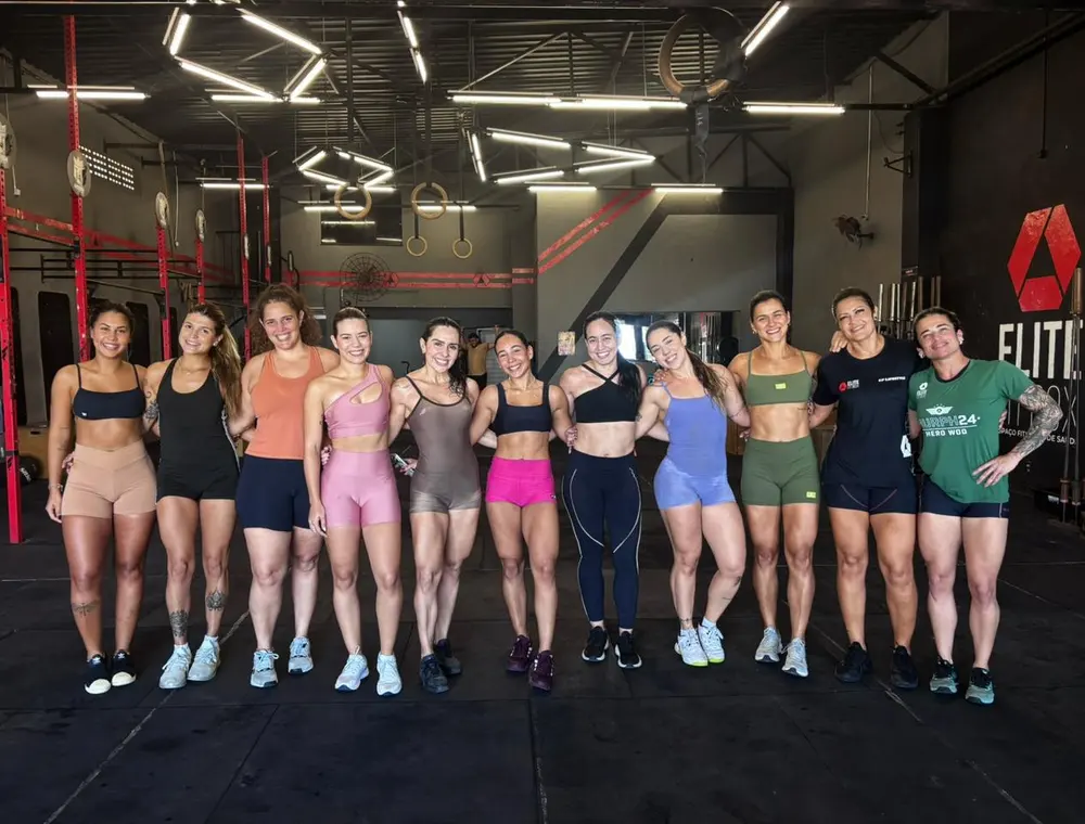 Alunas da Elite Fitbox reunidas depois do treino